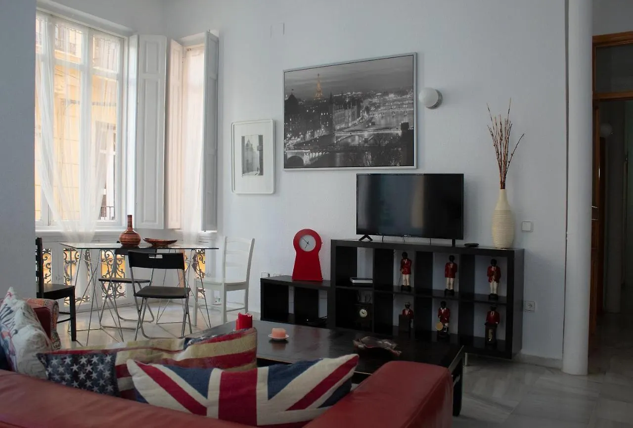 Апартаменты Echegaray Suites